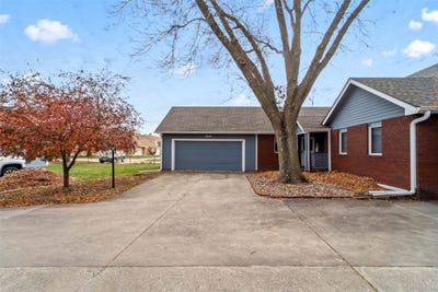 /international/us/5912-aspen-circle-johnston-ia-110103568964/