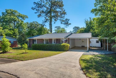 /international/us/1113-nandina-court-tallahassee-fl-110108536094/