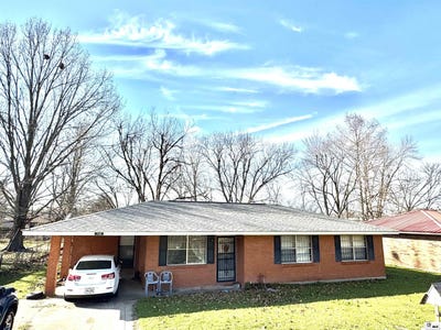 /international/us/708-10th-street-ferriday-la-110108688261/