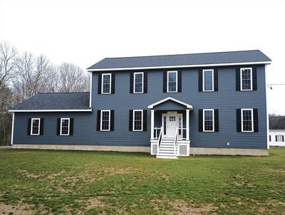/international/us/1421-tremont-st-dighton-ma-110101051072/