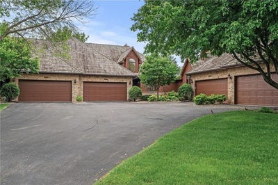 /international/us/10995-57th-avenue-n-plymouth-mn-110100379204/