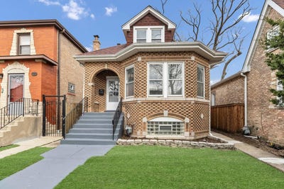 /international/us/2417-n-76th-avenue-elmwood-park-il-110107231598/