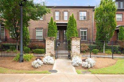 /international/us/1618-durden-road-ne-atlanta-ga-110100580212/