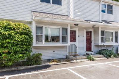 /international/us/777-middle-road-portsmouth-nh-110110266742/