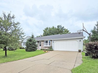 /international/us/4211-wilshire-lane-janesville-wi-110119945866/
