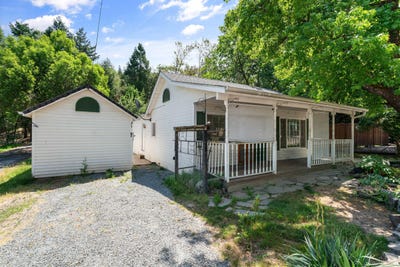 /international/us/945-s-third-street-jacksonville-or-110100328320/