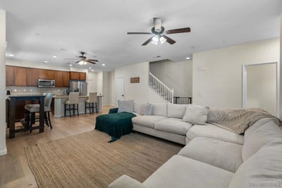 /international/us/1510-el-prado-st-chula-vista-ca-110108531707/