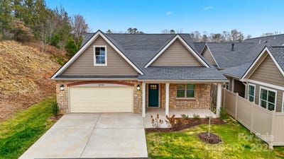 /international/us/831b-wynnshire-drive-hickory-nc-110104164151/