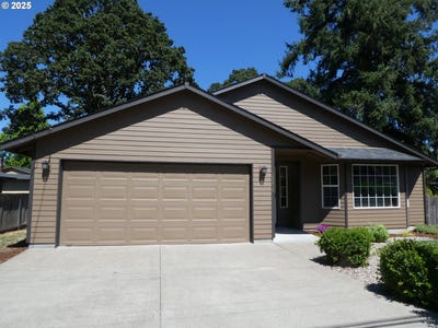 /international/us/16610-se-valley-view-rd-milwaukie-or-110100722145/