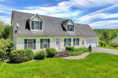 /international/us/9-apple-blossom-lane-ithaca-ny-110108352636/