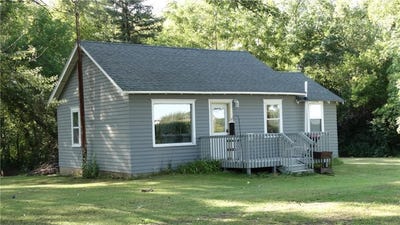 /international/us/404-12th-avenue-se-elbow-lake-mn-110102138673/