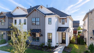 /international/us/13656-declan-street-frisco-tx-110119960062/