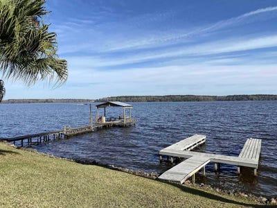 /international/us/1990-lake-point-lane-tallahassee-fl-110100728799/