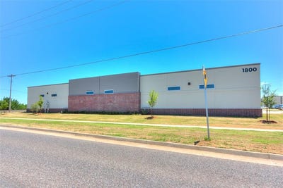 /international/us/1800-w-tecumseh-road-norman-ok-110103620235/