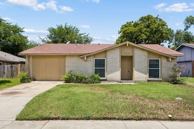 /international/us/6221-pine-street-rowlett-tx-110108501963/