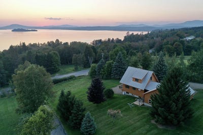 /international/us/11-overlook-road-rangeley-me-110100465998/?lang=zh-cn