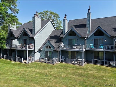 /international/us/58-wildflower-ellicottville-ny-110108908872/