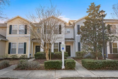 /international/us/326-kiskadee-loop-conway-sc-110105702840/