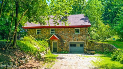 /international/us/155-bowen-hill-road-thurman-ny-110099831602/