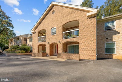 /international/us/5809-cove-landing-road-burke-va-110120412195/
