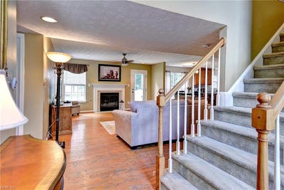 /international/us/3909-st-erics-turn-williamsburg-va-110101332539/?lang=fr