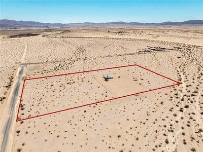/international/us/77623-valle-vista-road-29-palms-ca-110100679526/