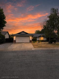/international/us/4448-rose-terrace-drive-redding-ca-110108479945/