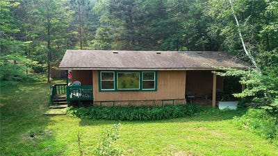 /international/us/9199-e-county-road-y-gordon-wi-110099178683/
