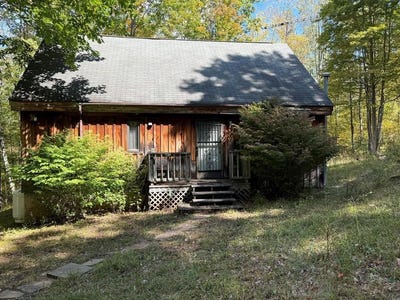/international/us/567-mount-laurel-lane-gaines-pa-110102218578/