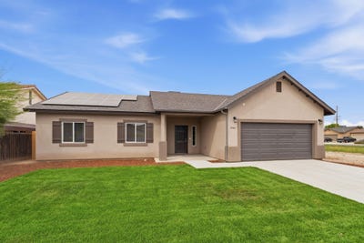 /international/us/3446-e-grove-avenue-visalia-ca-110107689051/