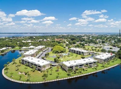 /international/us/601-shreve-street-punta-gorda-fl-110108119730/