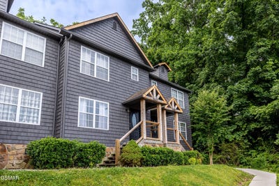 /international/us/1440-william-holt-boulevard-sevierville-tn-110107631966/