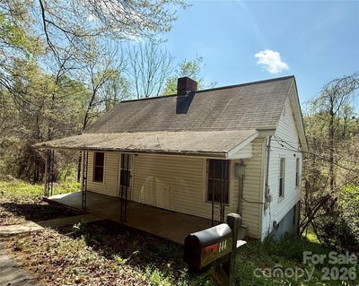 /international/us/144-branch-street-rutherfordton-nc-110107391476/