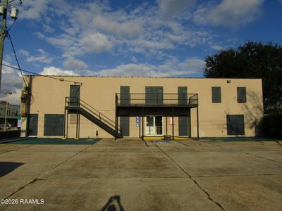 /international/us/132-w-saint-peter-street-new-iberia-la-110105324063/