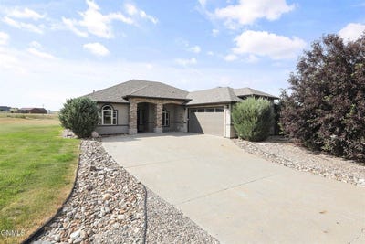 /international/us/2004-16th-street-east-williston-nd-110100929837/?lang=zh-cn