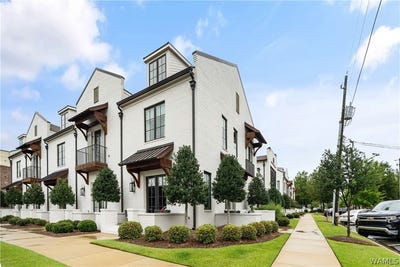 /international/us/2202-maxie-thomas-way-tuscaloosa-al-110108844541/