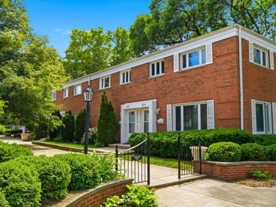 /international/us/1155-peterson-avenue-park-ridge-il-110108568739/