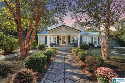 /international/us/148-county-road-33-oneonta-al-110120685139/