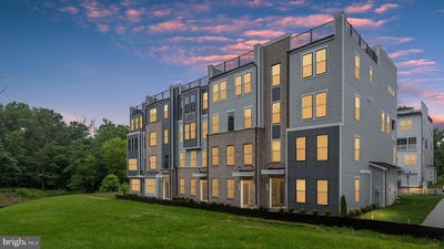 /international/us/20816-cloongee-terrace-dulles-va-110108411632/