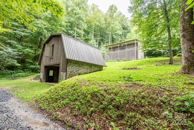 /international/us/15595-s-us-highway-421-s-deep-gap-nc-110101239721/