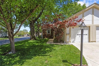 /international/us/7270-mastin-street-merriam-ks-110107844334/