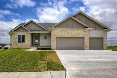 /international/us/5725-north-196-street-elkhorn-ne-110099124479/