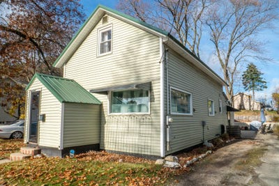 /international/us/274-6th-avenue-manistee-mi-110103796486/