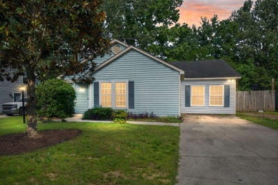 /international/us/8108-halifax-way-north-charleston-sc-110100678789/