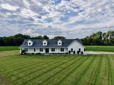/international/us/13075-prairie-ln-norton-ks-110101144922/