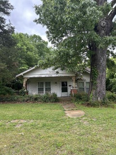 /international/us/413-e-2nd-st-prescott-ar-110107548230/