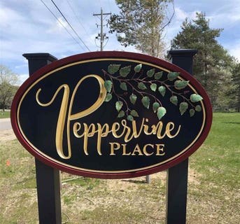 /international/us/118-peppervine-place-charlevoix-mi-110108780812/