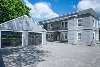 /international/us/31-boston-avenue-lewiston-me-110108445467/