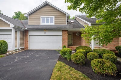 /international/us/28-chasewood-circle-henrietta-ny-110100969107/