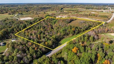/international/us/wintergreen-road-lore-city-oh-110103009867/